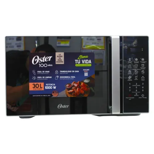 Microondas Oster negro 7 pies cúbicos